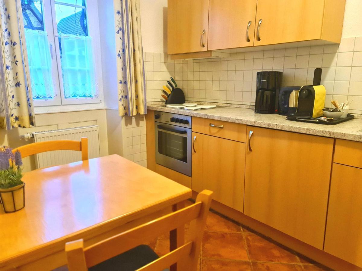 Gaestehaus Zum Weinbauer Rhodt unter Rietburg Luaran gambar