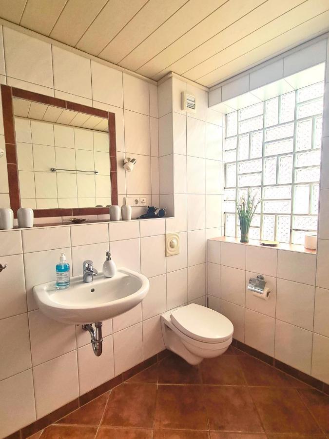 Gaestehaus Zum Weinbauer Rhodt unter Rietburg Luaran gambar